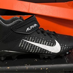 Football cleats